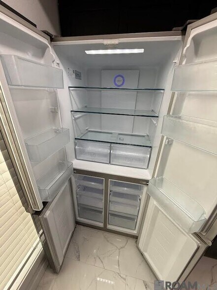 Building Photo - 3320 N Arnoult Rd