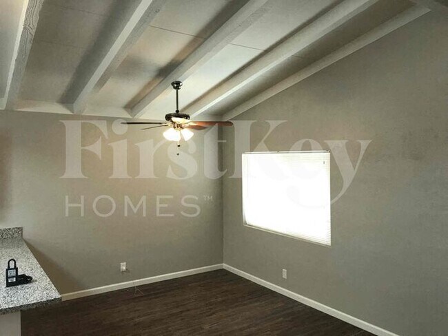 Building Photo - 1801 Canosa Ave