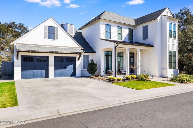 Building Photo - 103 Grand Oak Dr