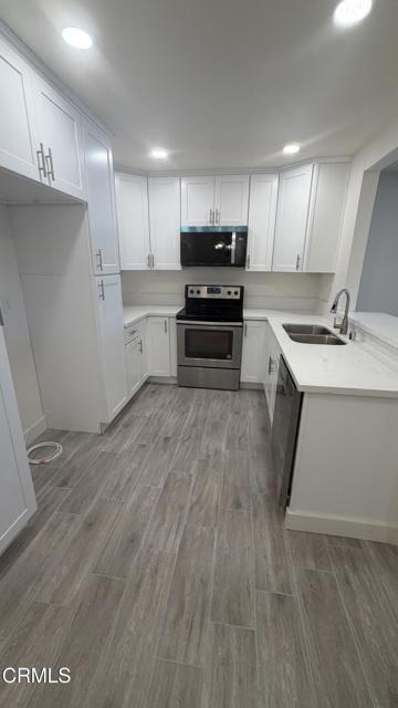 Building Photo - 1300 Saratoga Ave