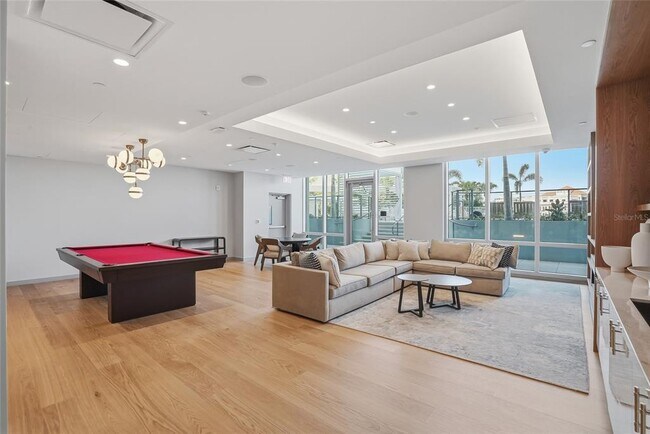 Building Photo - 400 Central Ave