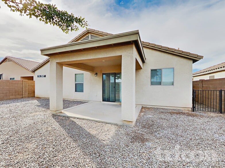 Building Photo - 34527 Karan Swiss Cir