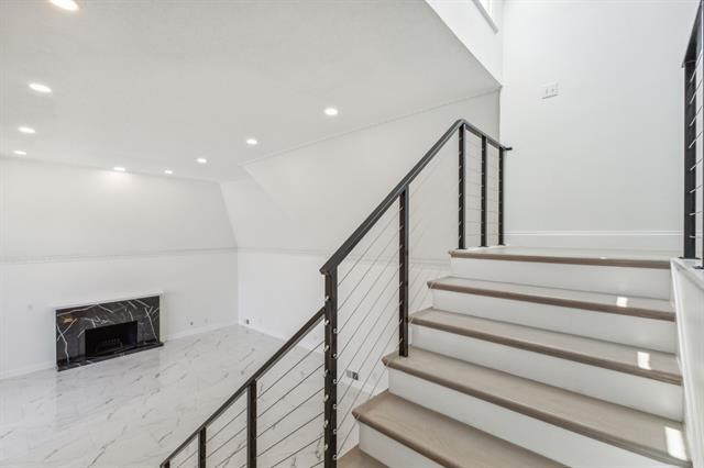 Building Photo - 10541 Berry Knoll Dr