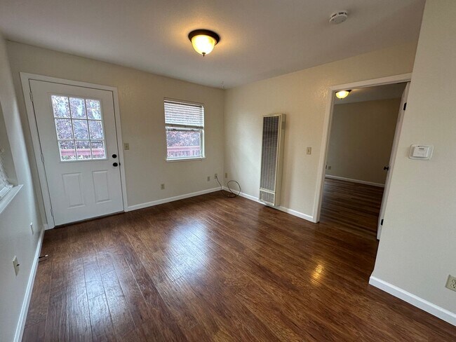 Building Photo - 2nd St.- Duplex