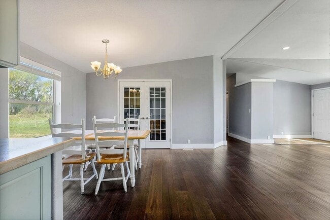 Building Photo - Country Oasis – Flexible Rental in Rexburg...