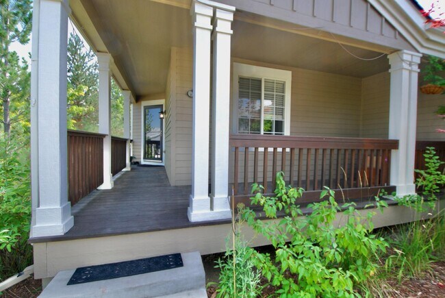 Building Photo - 1354 Avgare Way