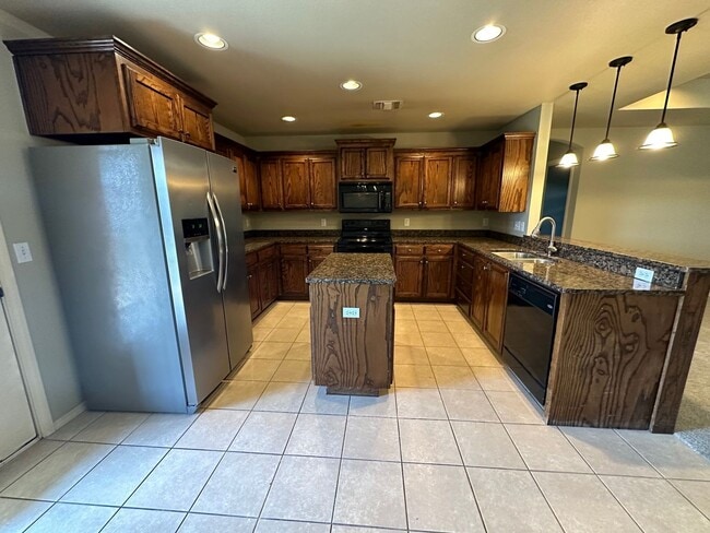 Building Photo - 4418 S Roberts St