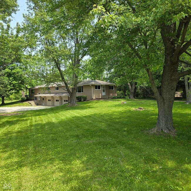 Building Photo - 10016 E Troy Ave