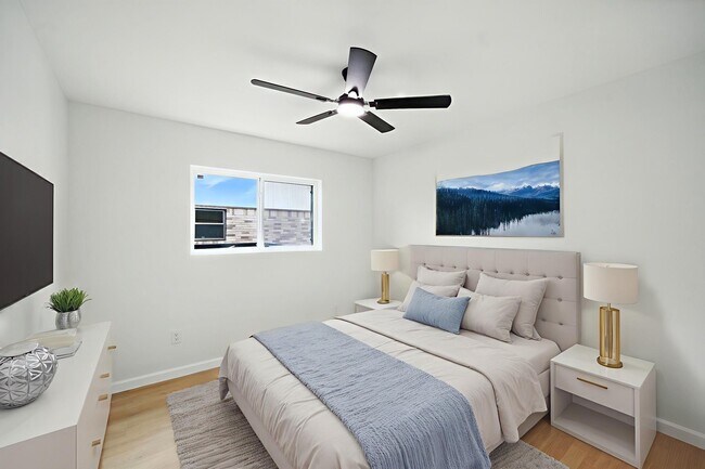 Building Photo - 6034 Birchmont Dr