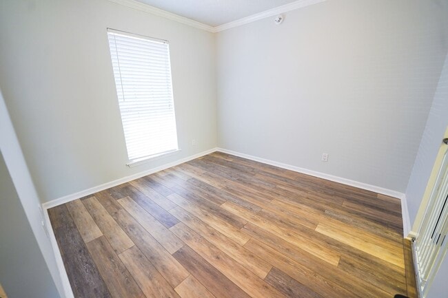 Building Photo - Coming Available!