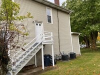 Building Photo - 636 Forest Rose Ave.