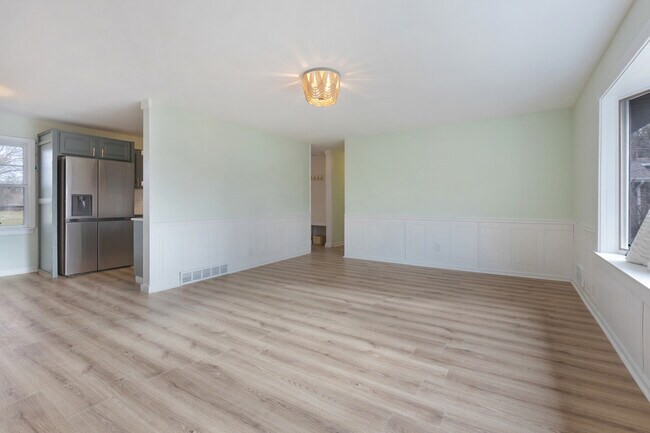 Building Photo - 2158 Pleasure View Rd