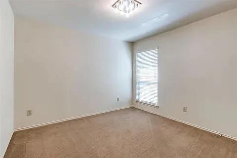 Building Photo - 2949 Allister St