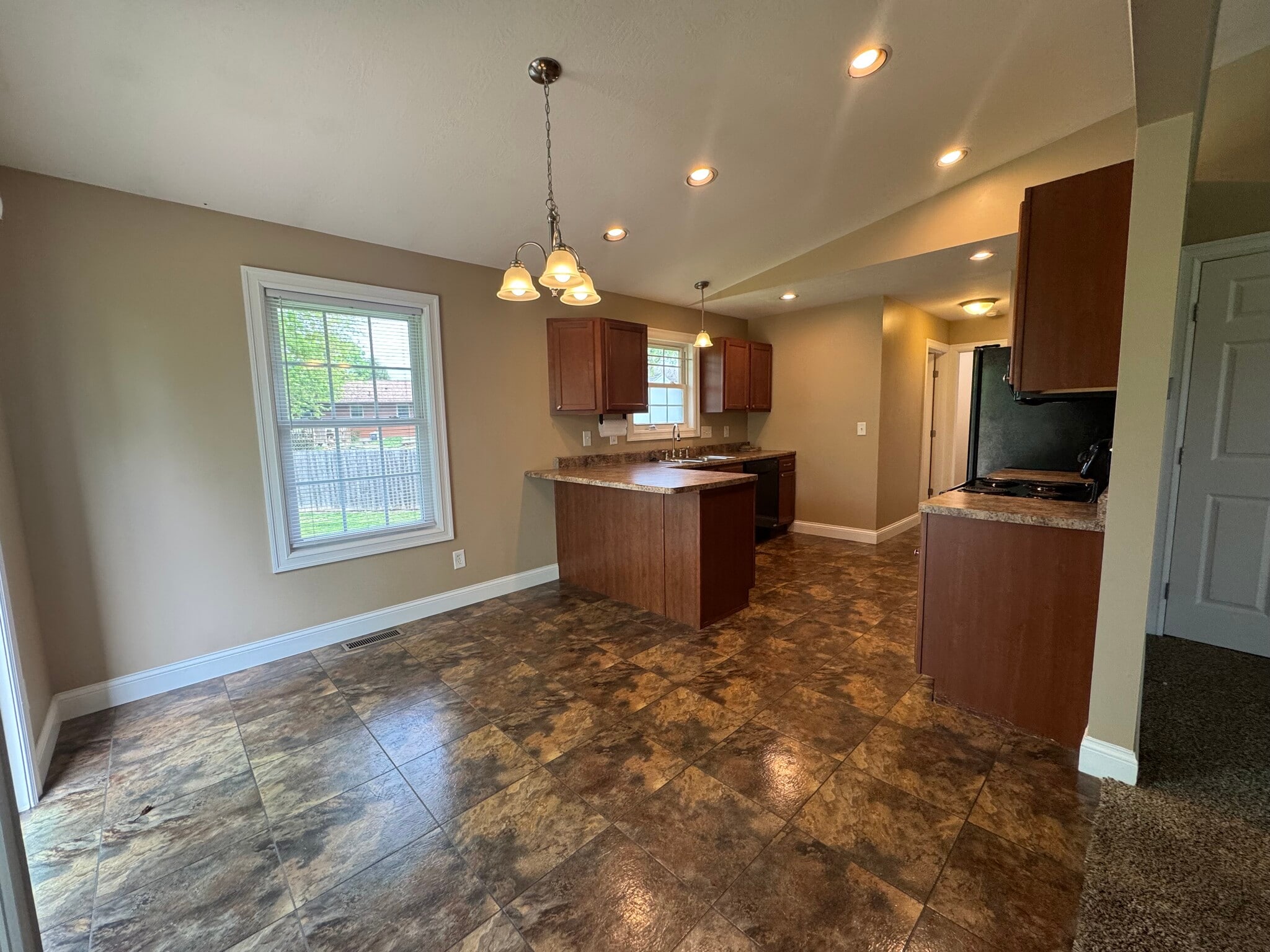 Kitchen, all appliances included. - 1343 Easy St
