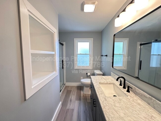 Building Photo - 1020 Walnut Hill Pl