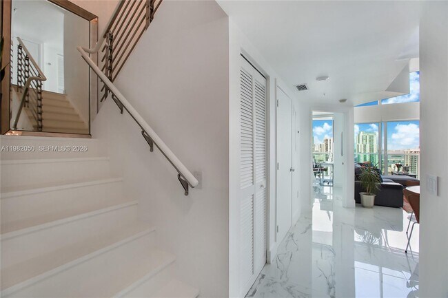 Building Photo - 41 SE 5th St