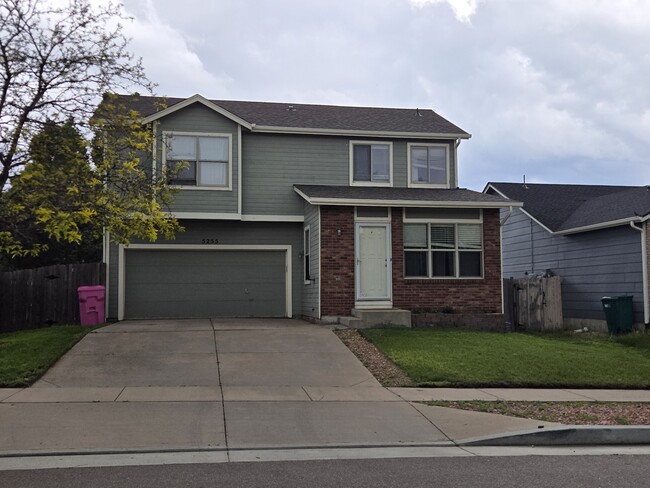 Building Photo - 5255 Balsam St