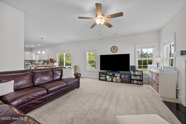 Building Photo - 430 Nantucket Trl