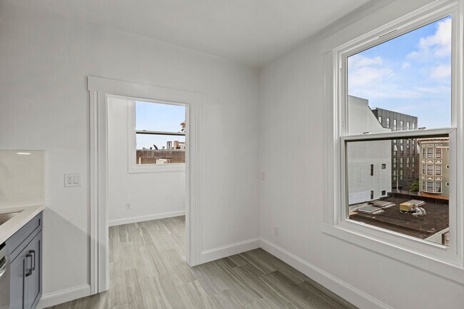 Building Photo - 81b Hoff St
