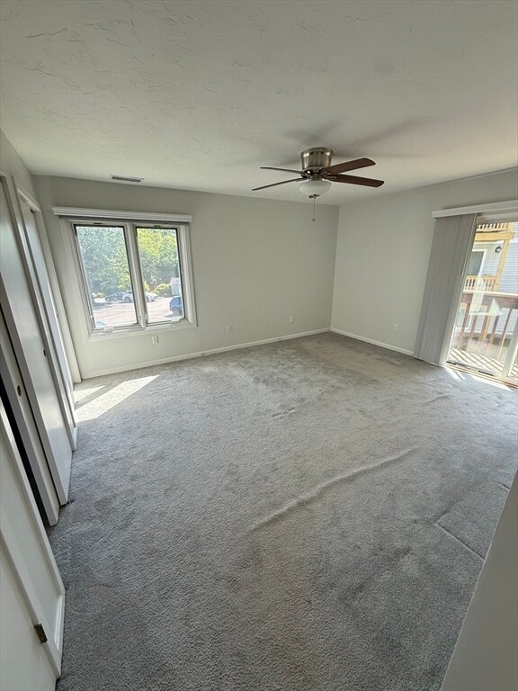 Building Photo - 330 Sunderland Rd