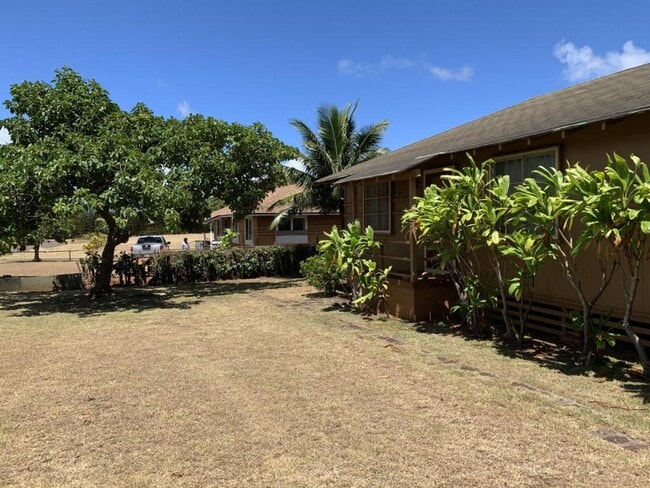 Building Photo - 804 Kialoa St