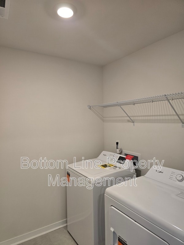 Building Photo - 2000 Harlequin Dr