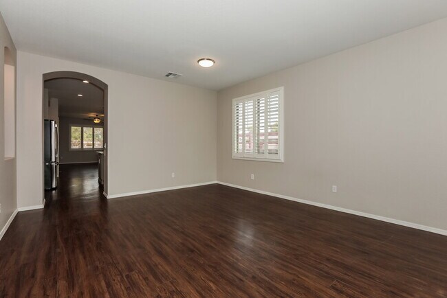 Building Photo - 18682 E Lark Dr