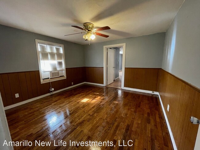 Building Photo - 2 br, 1.5 bath House - 818 S. Dallas