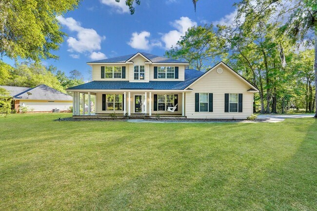 Building Photo - Richmond Hill Beauty: 4-Bedroom Home with Stunning Lagoon Views!