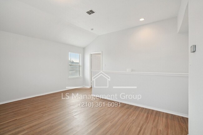 Building Photo - 6018 Upland View