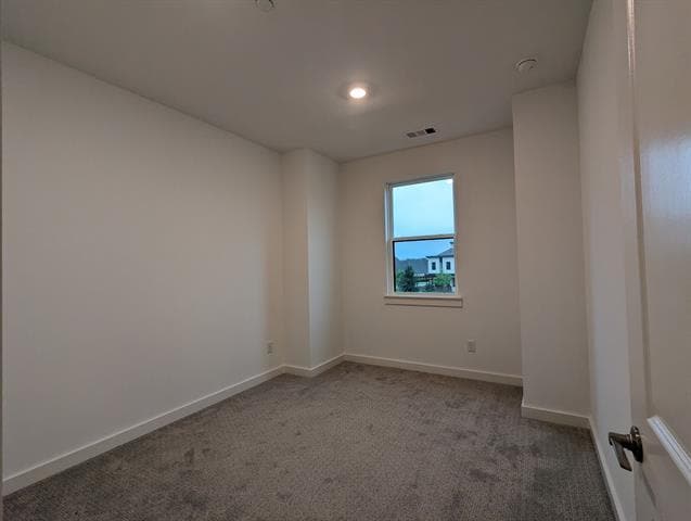 Building Photo - 870 Cavitt Ct