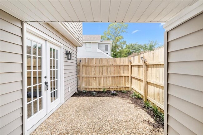 Building Photo - 6505 Cedar Bend Ct