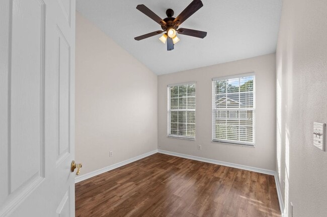 Building Photo - 3008 Bayshore Pointe Dr