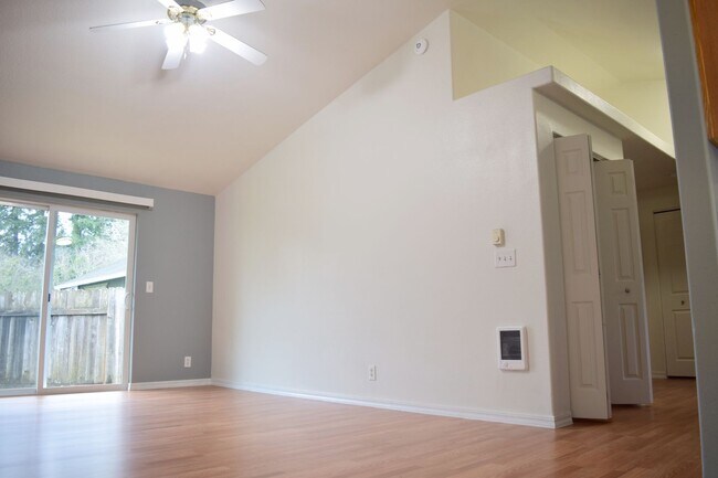 Building Photo - Osage St- OS