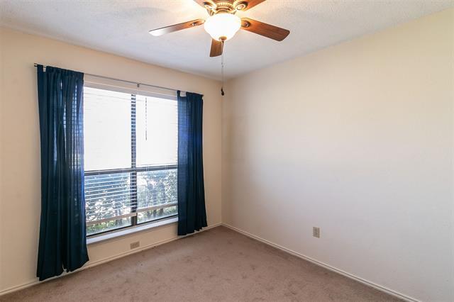 Building Photo - 10000 Bugle Dr