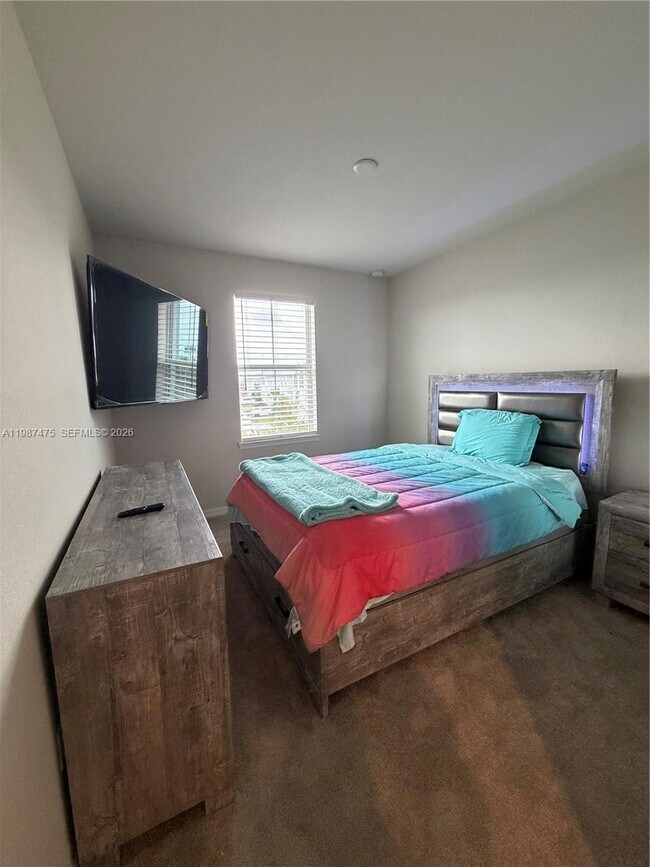 Building Photo - 12251 SW Periwinkle Ct