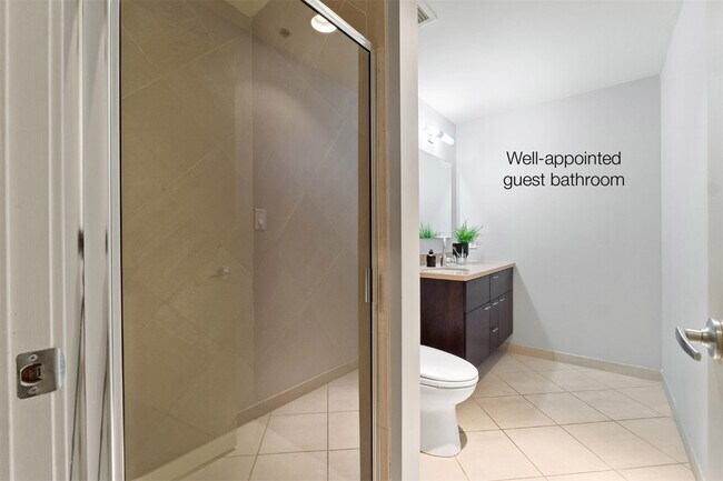 Building Photo - 915 Olive St