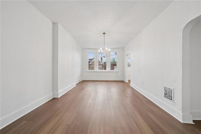 Building Photo - 1020 Jancey St