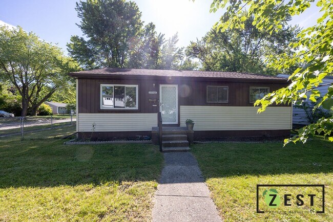Building Photo - PRE-LEASING NOW!!! 3BDRM Warren Home!