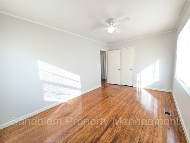 Building Photo - FOR LEASE | Tulsa | $1250 Rent