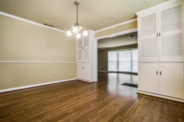 Building Photo - 2601 Highview Terrace