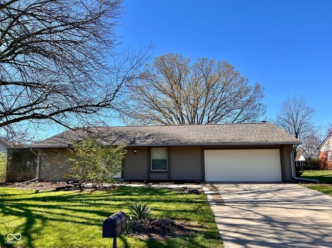Primary Photo - 6827 Azalea Dr