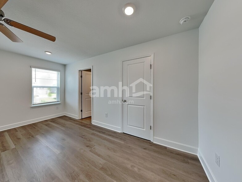 Building Photo - 5961 Thistleberry Flds Ln