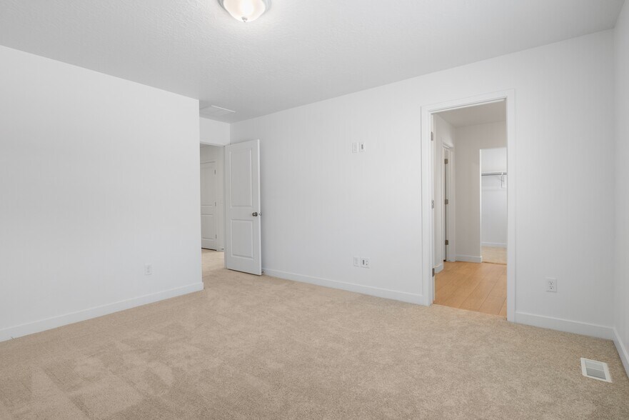 Building Photo - 1943 N Fireball Ln