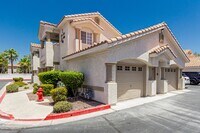 Building Photo - Upgraded 2 Bed 2 Bath with attached 1 Car ...