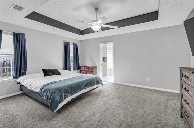 Building Photo - 8171 Woodland Hills Dr