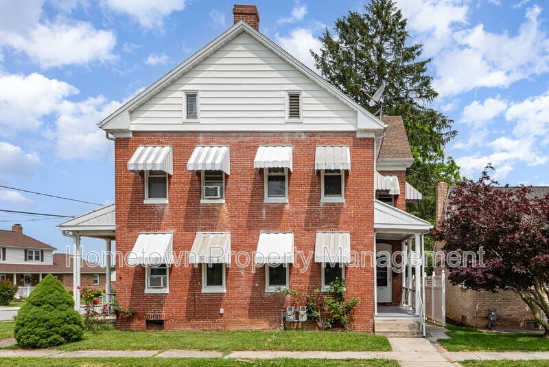 Building Photo - 303 Ridge Ave