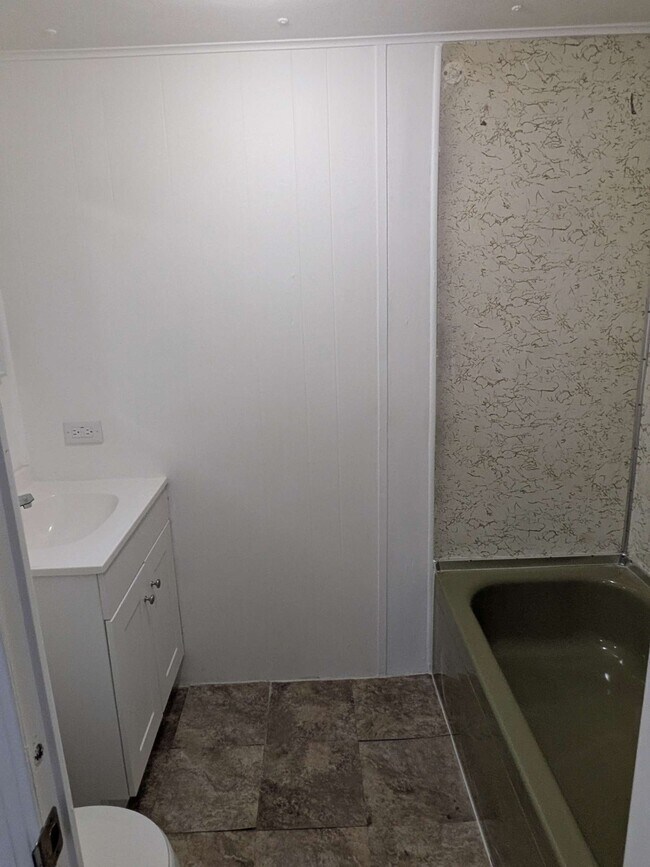 Building Photo - 14962 Goliad Dr