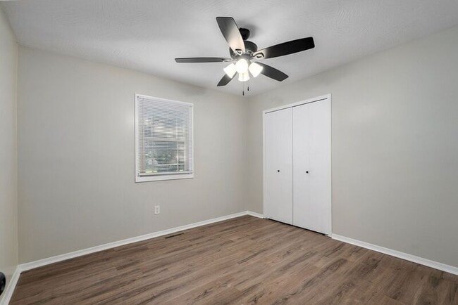 Building Photo - 972 N Boston Ln