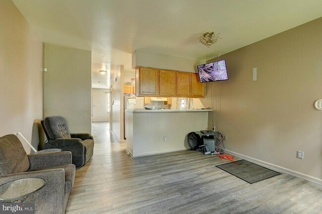 Building Photo - 156 Sweets Ave